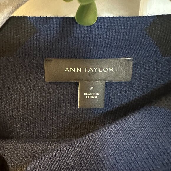 Ann Taylor Blue Mock Turtle Neck Sweater w/ Black Diamond Pattern-Medium - Picture 4 of 6